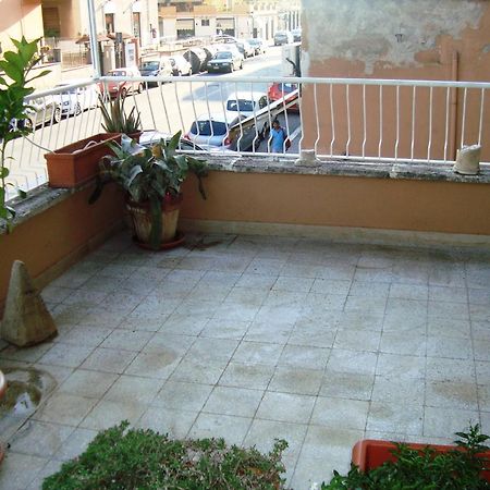 Alloggio Turistico Via Dei Faggi - Room Rome Bagian luar foto